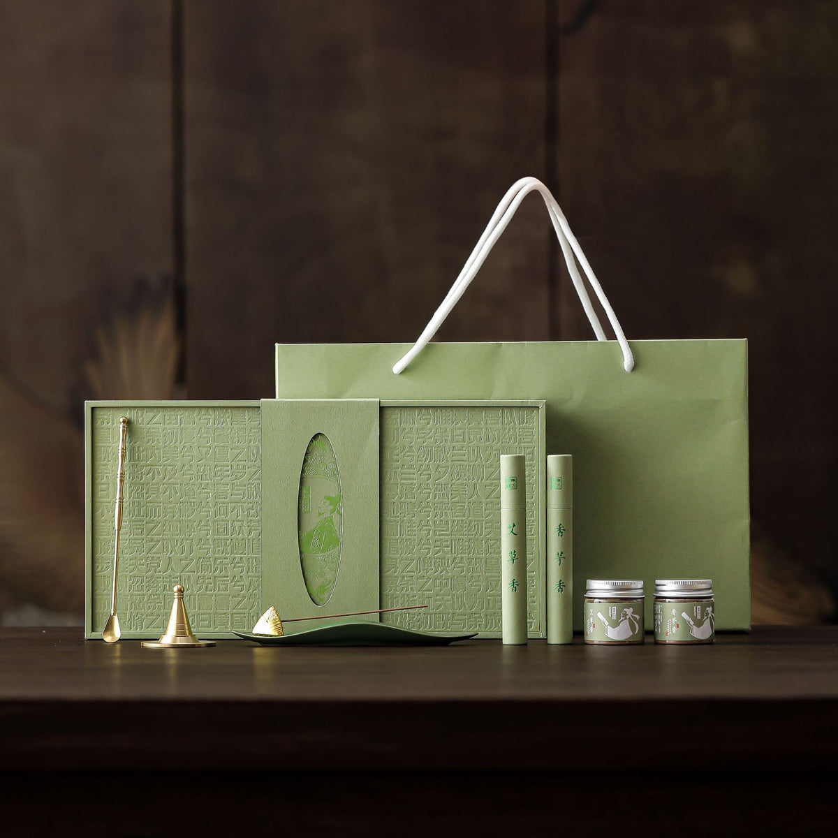 Green Leaf incense gift set with green box, bag, two incense tubes, powder jars and tools